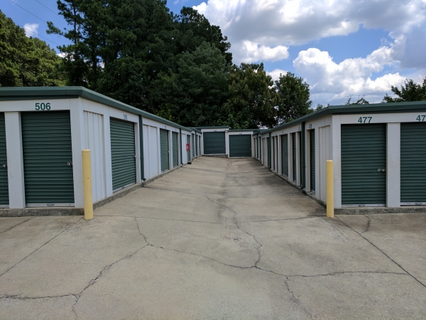 Facility photo: //images.sparefoot.com/medium/1543836a0f7086cca80.jpg