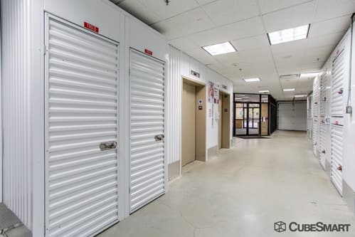 Facility photo: //images.sparefoot.com/medium/1545106881e995e2637.jpg
