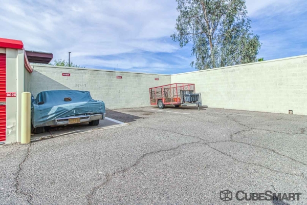 Storage Units at CubeSmart Self Storage - Surprise - 15821 North Dysart Road - 15821 North Dysart Road