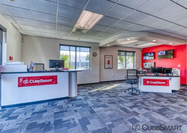 Facility photo: //images.sparefoot.com/medium/1552096a193cd28e126.jpg