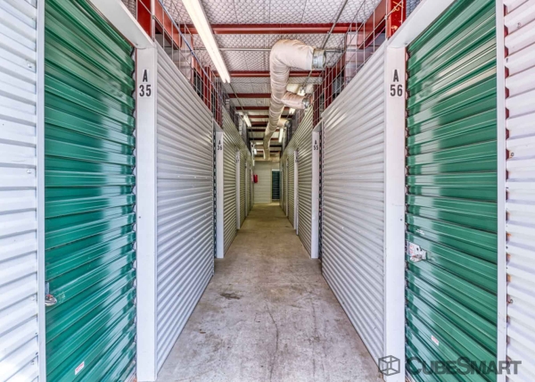 Storage Units at CubeSmart Self Storage - Tyler - 3016 W Gentry Pkwy - 3016 W Gentry Pkwy