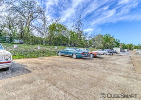 Storage Units at CubeSmart Self Storage - Tyler - 3016 W Gentry Pkwy - 3016 W Gentry Pkwy