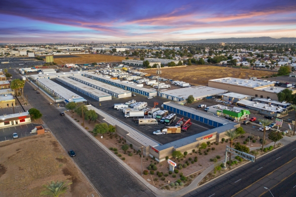Storage Units at US Storage Centers - Glendale - 5801 West San Miguel Avenue - 5801 West San Miguel Avenue