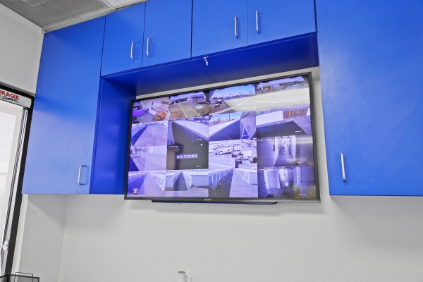 Storage Units at US Storage Centers - Glendale - 5801 West San Miguel Avenue - 5801 West San Miguel Avenue