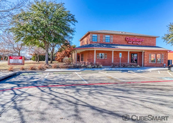 Storage Units at CubeSmart Self Storage - Frisco - 12300 College Pkwy - 12300 College Pkwy