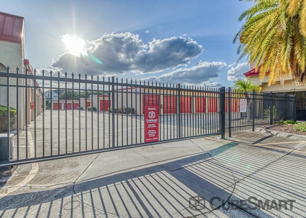 Storage Units at CubeSmart Self Storage - Sanford - 3750 West State Road 46 - 3750 W 1st St