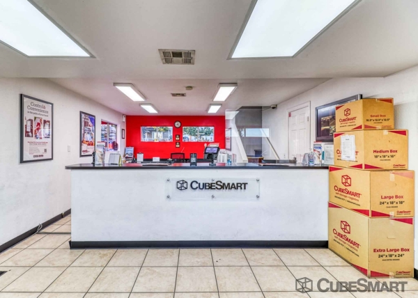 Storage Units at CubeSmart Self Storage - Ontario - 1372 East 5th Street