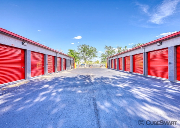 Storage Units at CubeSmart Self Storage - Cape Coral - 2607 Southwest Pine Island Road - 2607 Southwest Pine Island Road