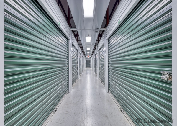 Storage Units at CubeSmart Self Storage - Cape Coral - 2607 Southwest Pine Island Road - 2607 Southwest Pine Island Road