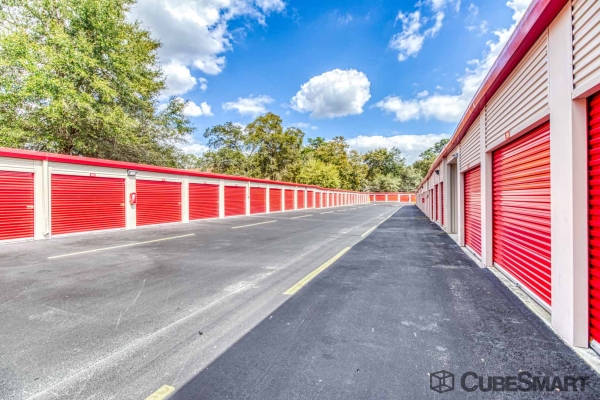 Storage Units at CubeSmart Self Storage - Orlando - 5301 N Pine Hills Rd - 5301 N Pine Hills Rd