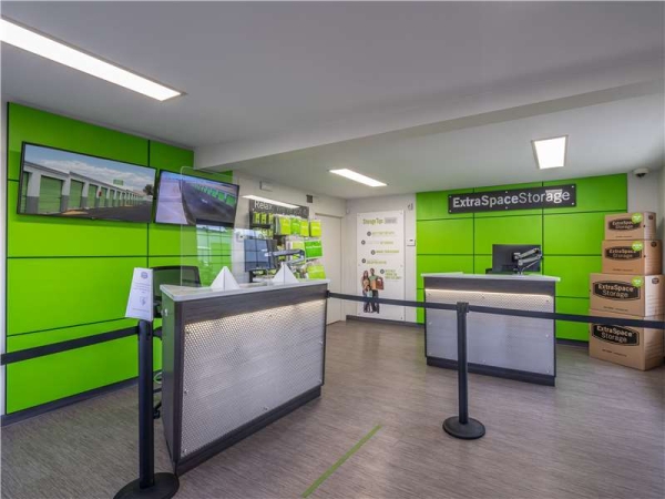 Storage Units at Extra Space Storage - 1058 - Las Vegas - N Lamont St - 3450 North Lamont Street