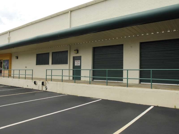 Storage Units at Extra Space Storage - 1304 - Atlanta - Cheshire Bridge Rd NE - 2489 Cheshire Bridge Road