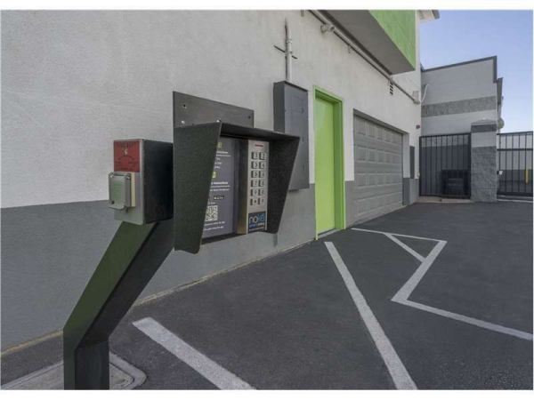 Storage Units at Extra Space Storage - 1465 - Las Vegas - Jones Blvd - 3225 North Jones Boulevard