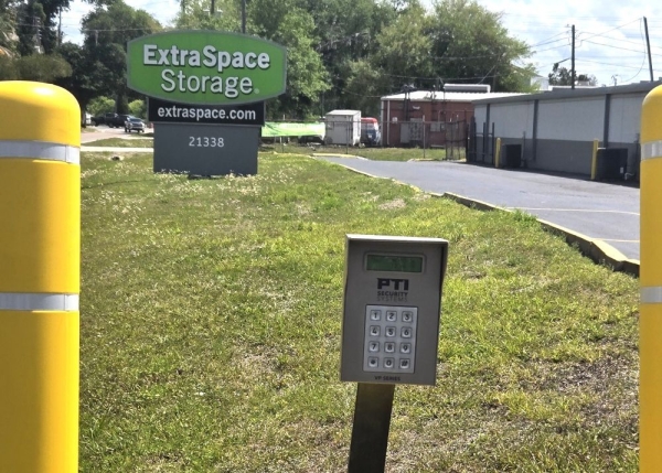 Storage Units at Extra Space Storage - 8254 - Land O Lakes - Lake Patience Rd - 21338 Lake Patience Road