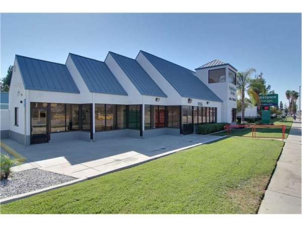 Facility photo: //images.sparefoot.com/medium/156821699433a42da40.jpg