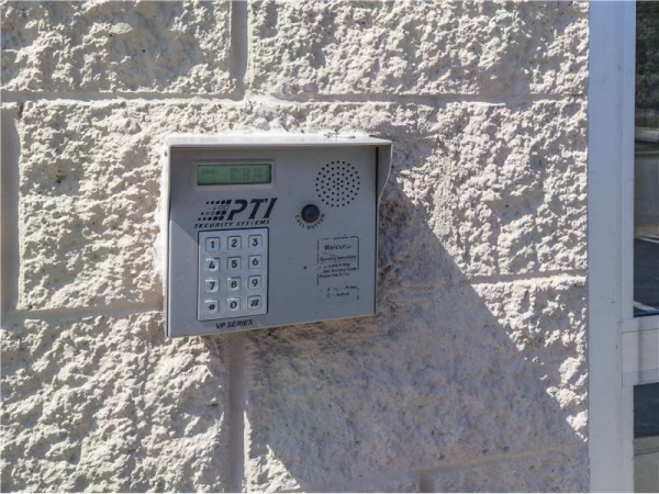 Storage Units at Extra Space Storage - 1574 - Virginia Beach - Kempsville Rd - 1425 Kempsville Road