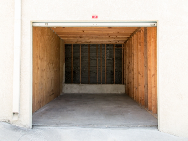 Storage Units at Best RV Storage - 5913 Esperanza Avenue