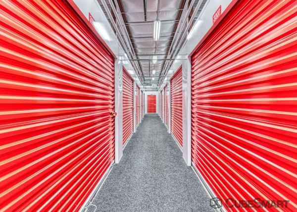 Storage Units at CubeSmart Self Storage - Dallas - 5818 Lyndon B Johnson Fwy - 5818 Lyndon B Johnson Fwy