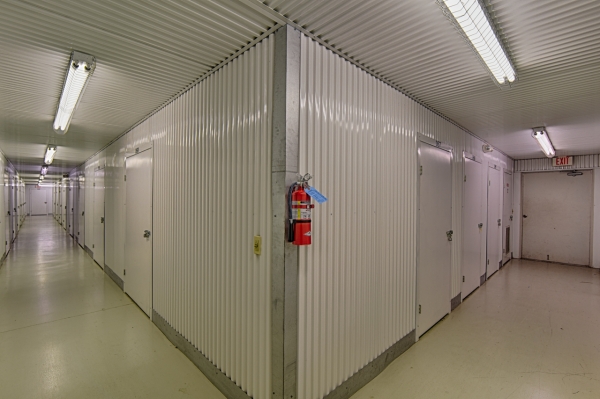 Storage Units at Lakewood Mini Storage - 12126 Louetta Road