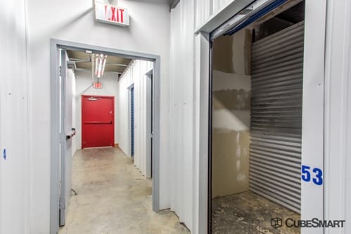 Storage Units at CubeSmart Self Storage - Nashville - 425 Swiss Ave - 425 Swiss Ave