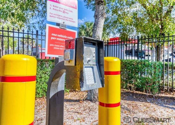 Storage Units at CubeSmart Self Storage - Boynton Beach - 7960 Venture Center Way - 7960 VENTURE CENTER WAY