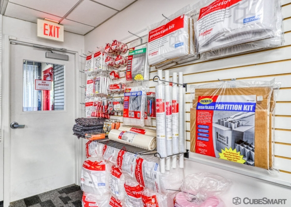 Storage Units at CubeSmart Self Storage - Gaithersburg - 300 Old Game Preserve Road - 300 Old Game Preserve Rd