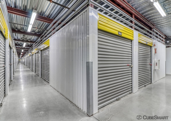 Facility photo: //images.sparefoot.com/medium/158881686f7db3cf62e.jpg