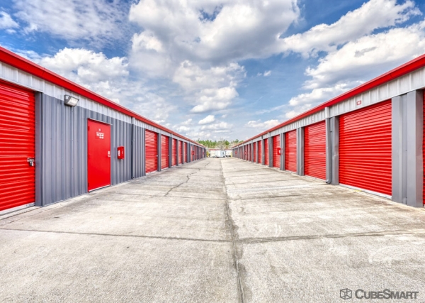 Facility photo: //images.sparefoot.com/medium/1986566a33a06e1eeed.jpg