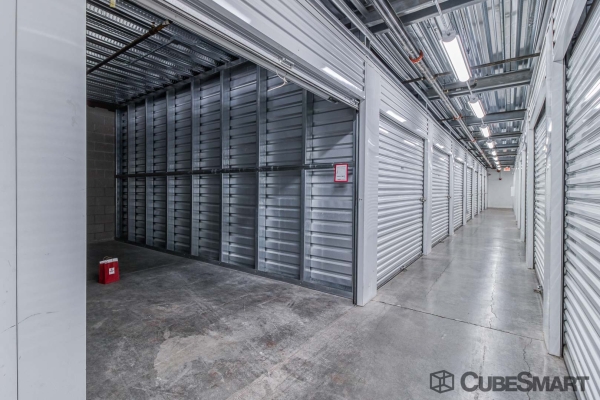 Storage Units at CubeSmart Self Storage - Surprise - 17275 North Litchfield Road - 17275 North Litchfield Road