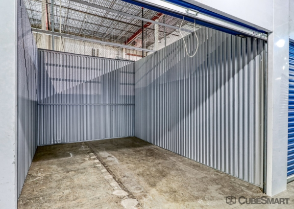 Facility photo: //images.sparefoot.com/medium/19955468949762c5ddb.jpg