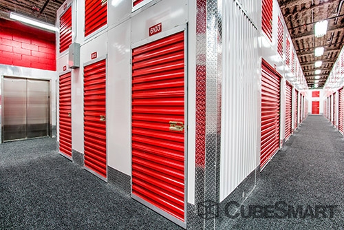 Storage Units at CubeSmart Self Storage - Queens - 186-02 Jamaica Avenue - 186-02 Jamaica Ave