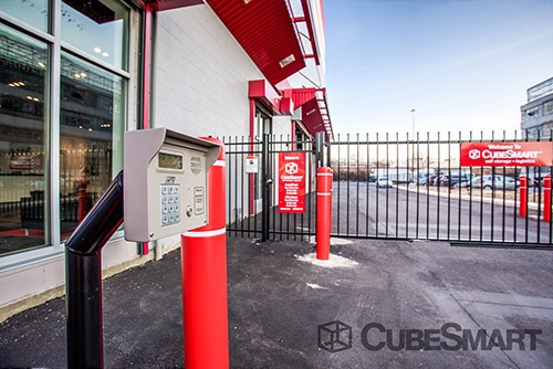Storage Units at CubeSmart Self Storage - Queens - 186-02 Jamaica Avenue - 186-02 Jamaica Ave