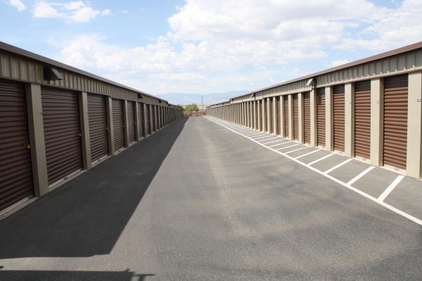 Facility photo: //images.sparefoot.com/medium/199928570a7199819c2.jpg