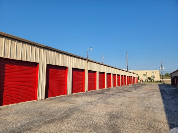 Storage Units at Perry Road Storage - 13635 Perry Road