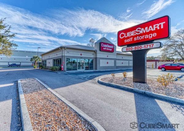 Storage Units at CubeSmart Self Storage - Tampa - 3708 W Bearss Ave - 3708 W Bearss Ave