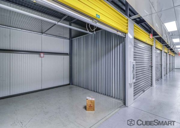 Storage Units at CubeSmart Self Storage - Tampa - 3708 W Bearss Ave - 3708 W Bearss Ave