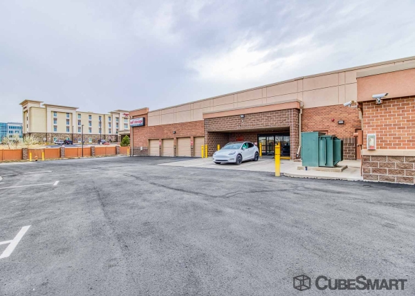 Storage Units at CubeSmart Self Storage - Centennial - 7059 South Kenton Street - 7059 South Kenton Street