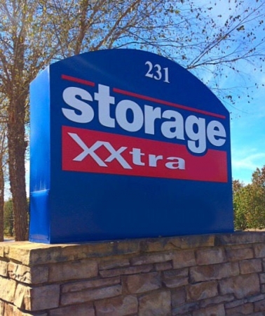 Facility photo: //images.sparefoot.com/medium/2003805873f912b8f70.jpg
