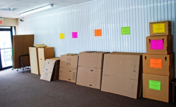 Facility photo: //images.sparefoot.com/medium/20065457698cafe3f6c.jpg