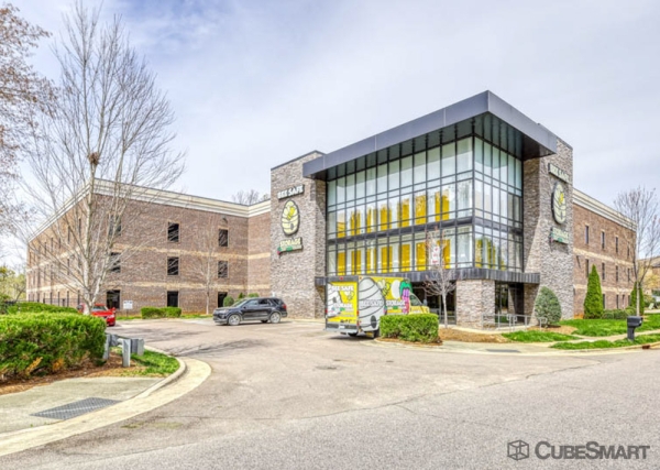 Facility photo: //images.sparefoot.com/medium/20073469ccc663d641b.jpg