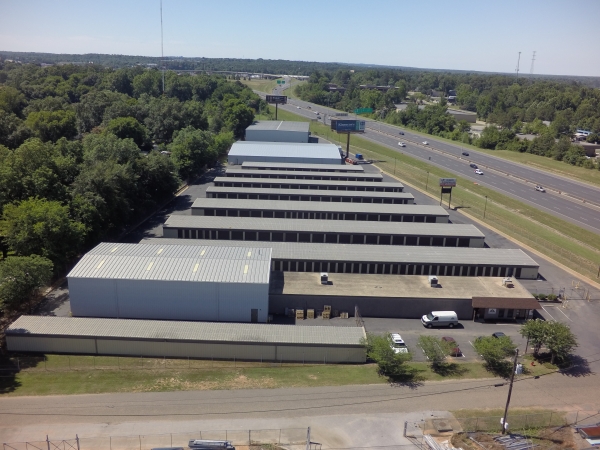Facility photo: //images.sparefoot.com/medium/20074057d99efcd8fa5.jpg