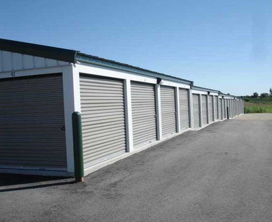 Facility photo: //images.sparefoot.com/medium/200979578e773b00dac.jpg