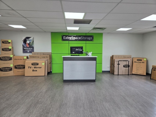 Facility photo: //images.sparefoot.com/medium/20099969c27df1146b2.jpg