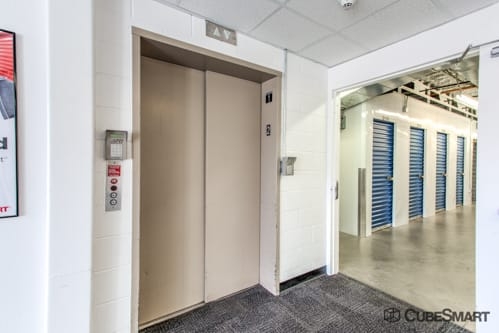Storage Units at CubeSmart Self Storage - Phoenix - 533 East Dunlap Avenue - 533 E Dunlap Ave