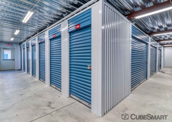 Facility photo: //images.sparefoot.com/medium/20139968906d8370bfe.jpg