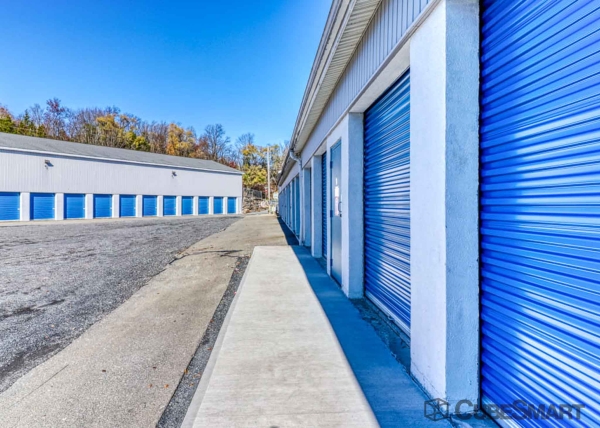 Storage Units at Lock Tyte Self Storage - 1413 Beaver Valley Rd