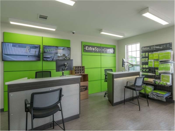 Storage Units at Extra Space Storage - 1496 - Grand Prairie - 2750 N State Hwy 360 - 2750 North State Highway 360 Service Road East
