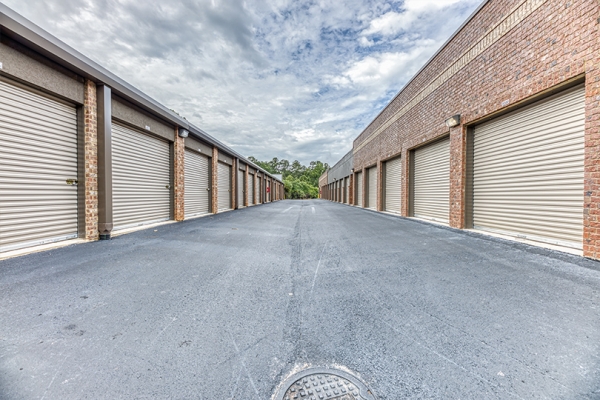 Storage Units at Peachtree Parkway Self Storage - 1030 Peachtree Parkway