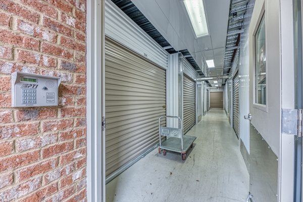 Storage Units at Peachtree Parkway Self Storage - 1030 Peachtree Parkway