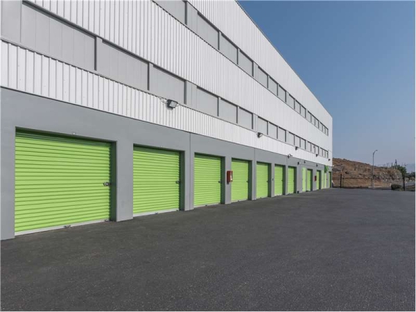 Storage Units at Extra Space Storage - 1491 - San Jose - Charter Park Dr - 3510 Charter Park Drive